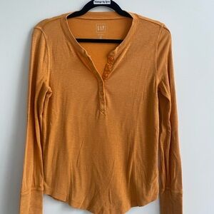 GAP Women's Orange Long Sleeve Henley